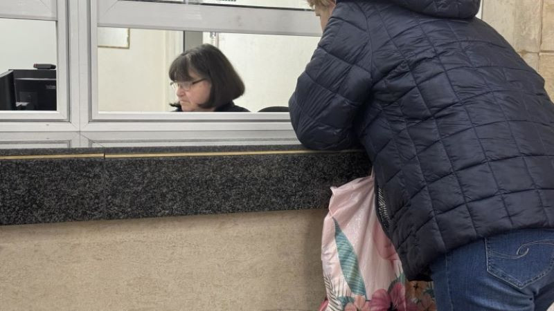 Служителка задигна над 5 000 лв. от пощенската станция в Годеч